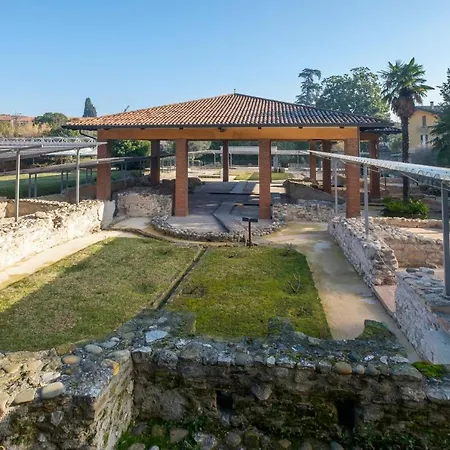 Cavallino Appartamento Desenzano del Garda